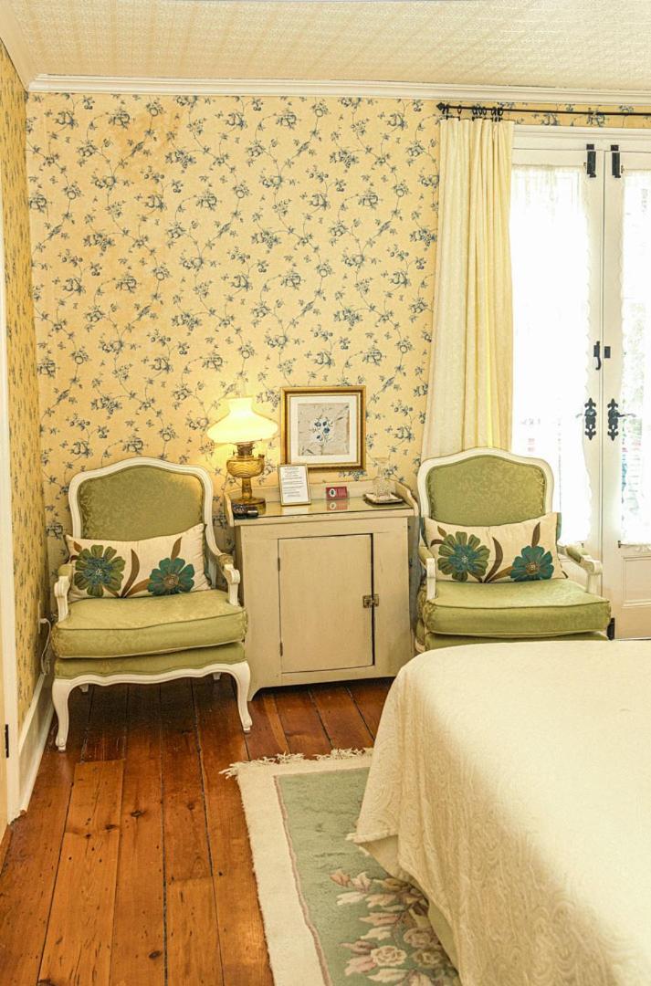 Bed and Breakfast Historic Wilson-Guy House à Niagara-on-the-Lake Extérieur photo