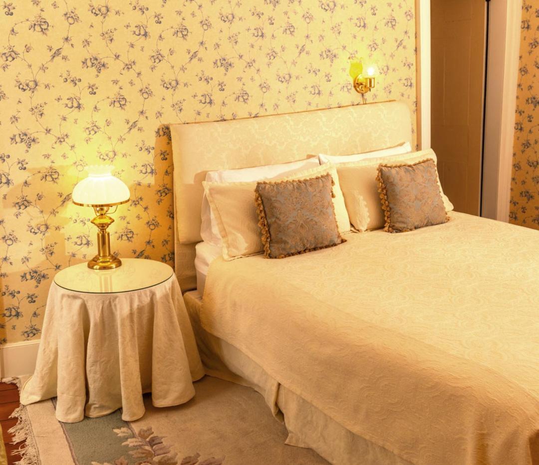 Bed and Breakfast Historic Wilson-Guy House à Niagara-on-the-Lake Extérieur photo