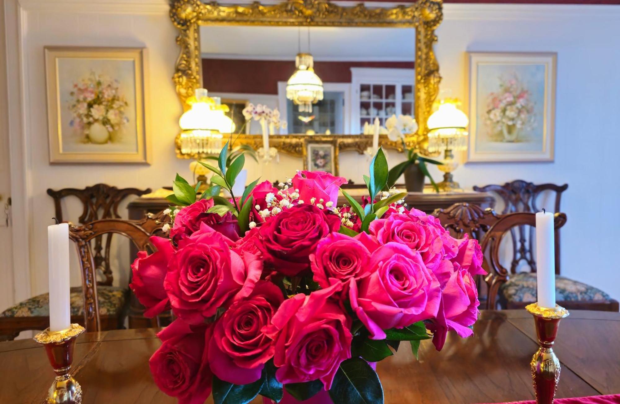 Bed and Breakfast Historic Wilson-Guy House à Niagara-on-the-Lake Extérieur photo