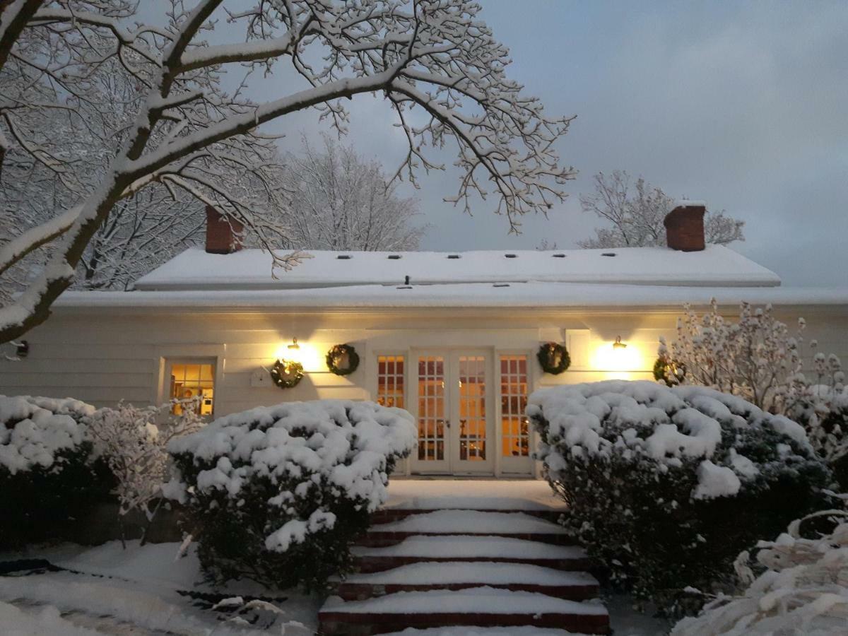 Bed and Breakfast Historic Wilson-Guy House à Niagara-on-the-Lake Extérieur photo